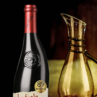 創(chuàng)意酒包裝設(shè)計芙華歪脖子隆河干紅葡萄酒產(chǎn)品包裝設(shè)計欣賞(圖6)